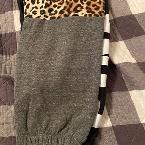 Pink Victoria secrets lounge pants